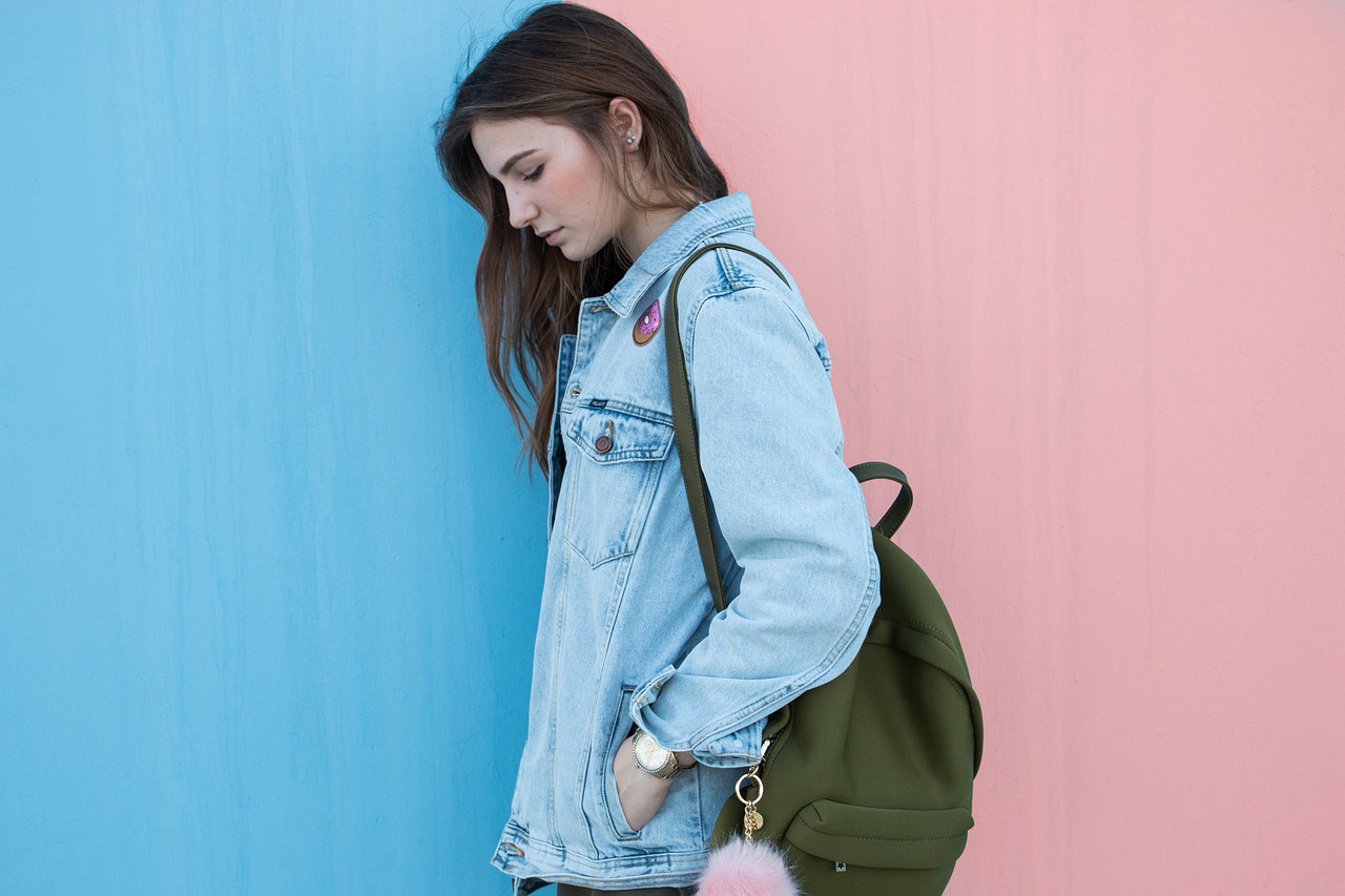 entdecken sie die neuesten fashion-trends und lassen sie sich von den angesagtesten styles inspirieren. von kleidung bis accessoires - bleiben sie immer modisch und aktuell!