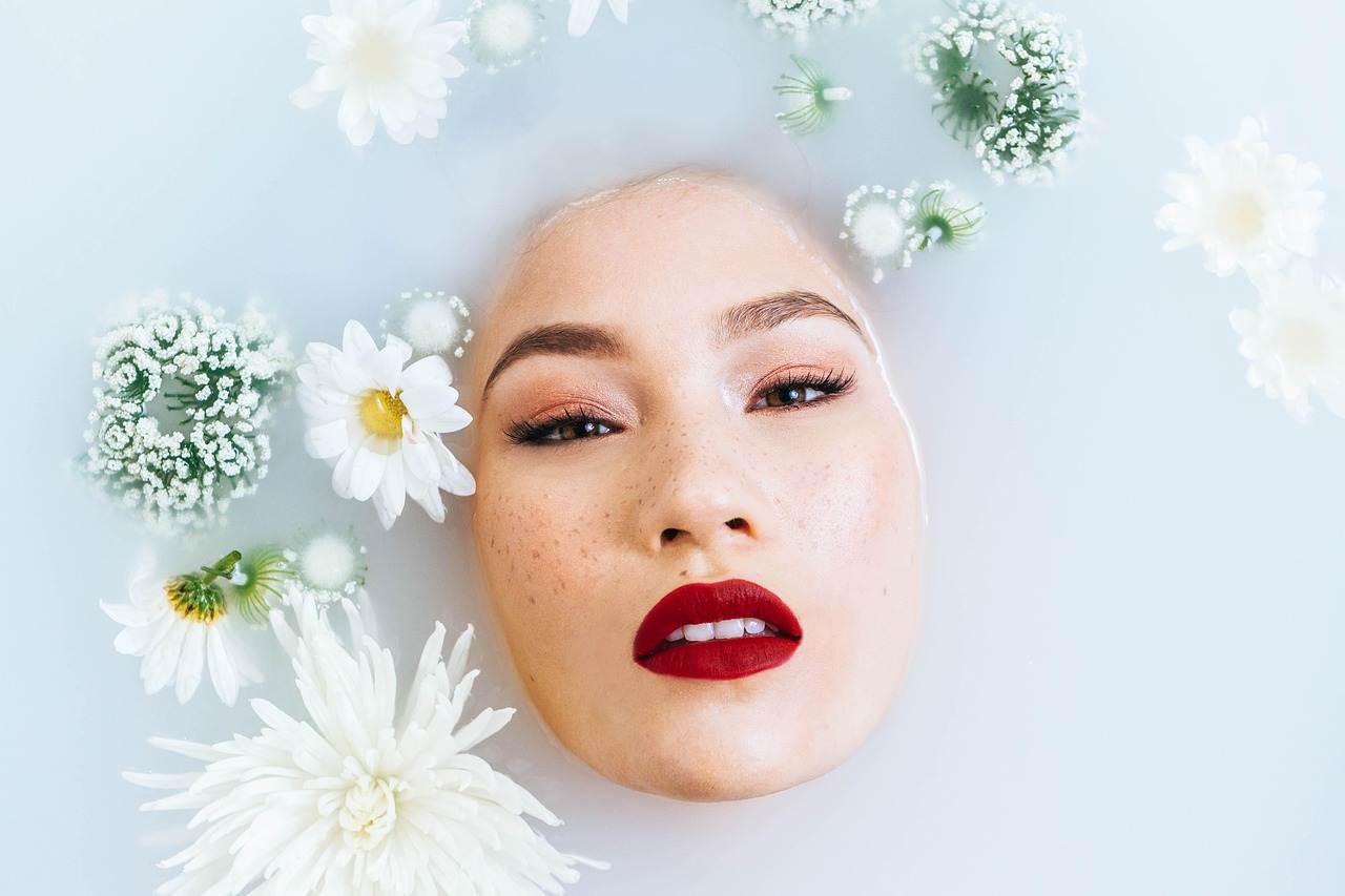 entdecken sie die perfekte skincare-routine für strahlende, gesunde haut. tipps, produkte und schritt-für-schritt-anleitungen für jede hautpflege-bedürfnisse.