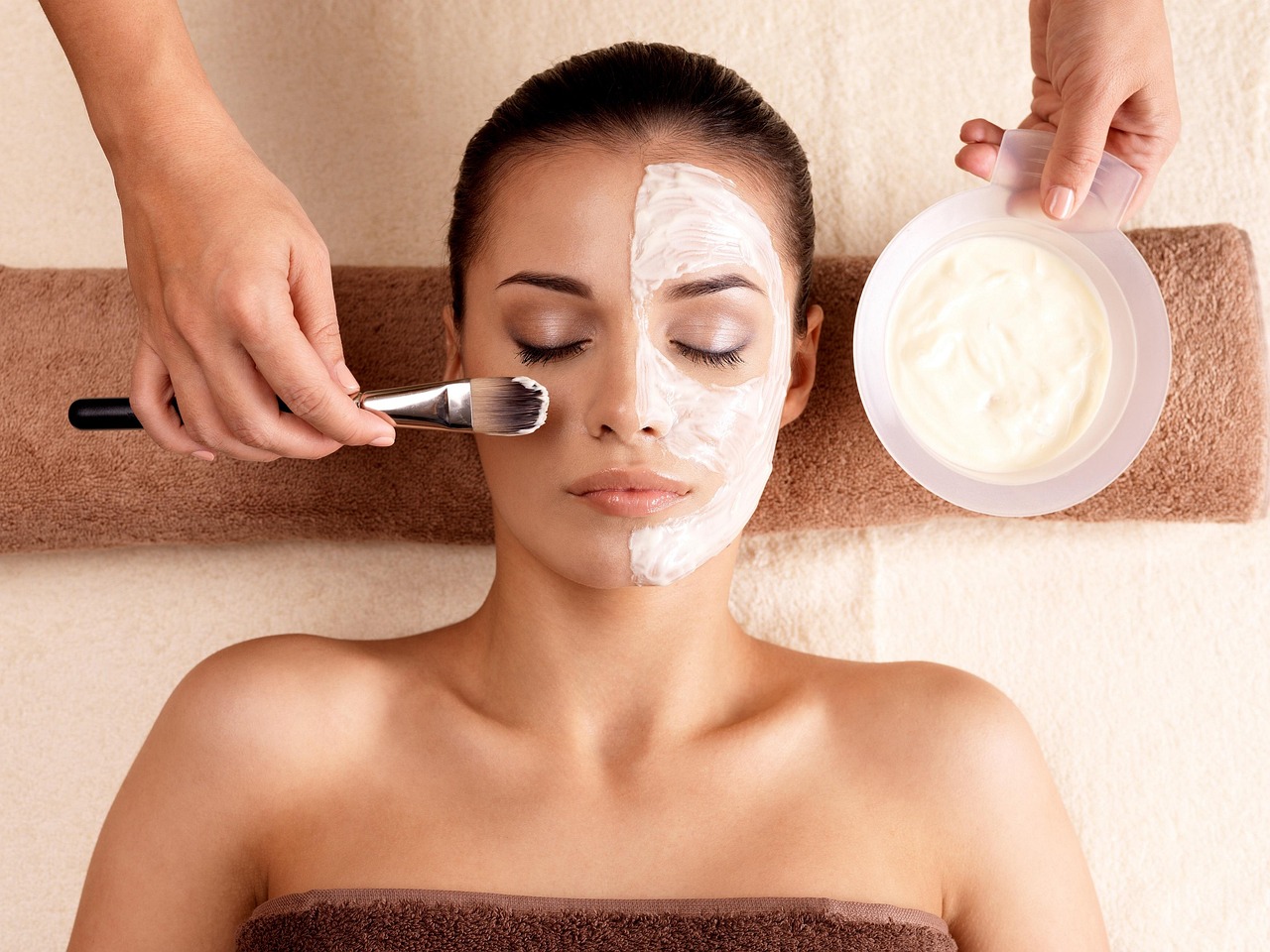 entdecken sie die perfekte skincare-routine für jeden hauttyp! tipps, produkte und anleitungen für strahlend schöne, gesunde haut – schritt für schritt erklärt.
